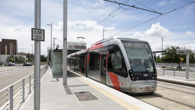 El Ayuntamiento refuerza la señalización del tranvía