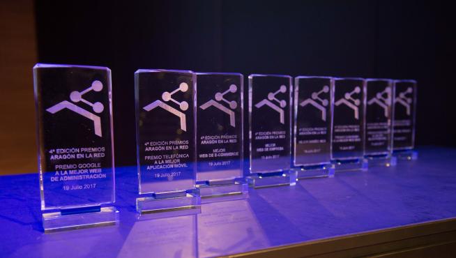 Los trofeos de la IV edición de Premios Aragón en Red.