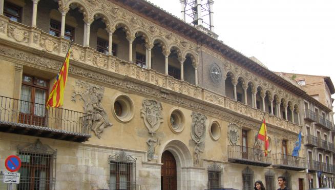 Fachada del ayuntamiento renacentista de Tarazona.