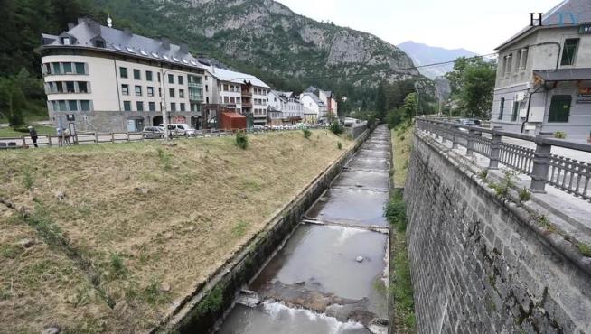Canfranc: el paso no solo está en Texas