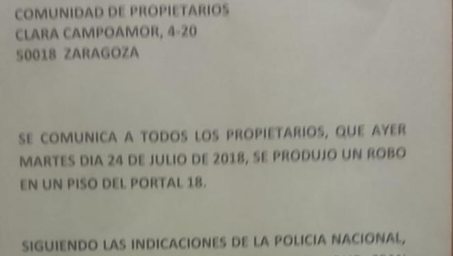 Nota de la Comunidad de vecinos de una urbanización del barrio del Actur alertando de los robos cometidos en las viviendas de la zona en las últimas semanas.