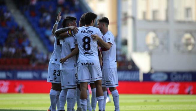 El Huesca debuta en Primera en Eibar