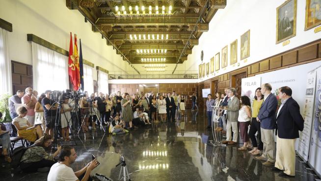 Presentación del prograna de las Fiestas del Pilar en el Salón de Recepciones del Ayuntanmiento de Zaragoza.