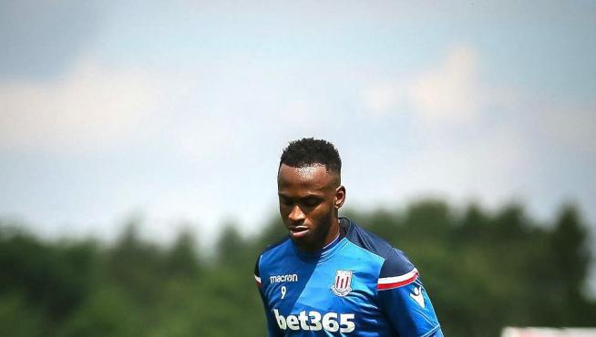 El futbolista Berahino, padre de tres niños con tres mujeres diferentes en  seis semanas 