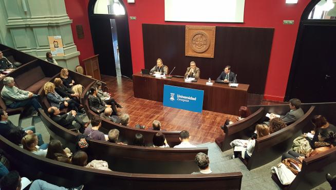 La consejera de Economía, Marta Gastón, en la inauguración de la jornada sobre la nueva ruta de la seda celebrada este lunes en Zaragoza