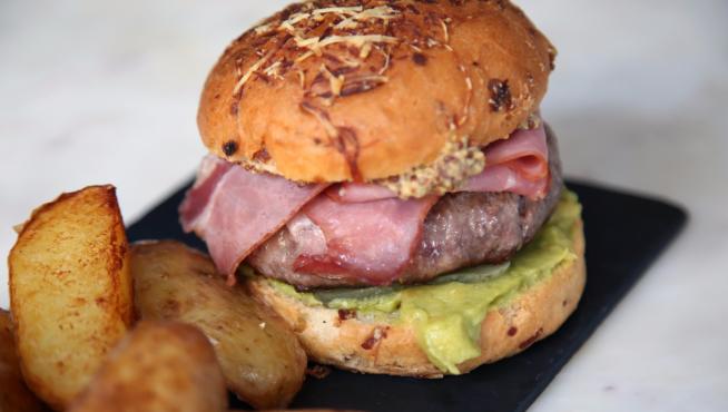 Hamburguesa con pastrami del Tulú