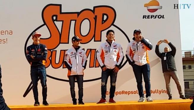 Los pilotos de Repsol ponen freno al bullying en Zaragoza