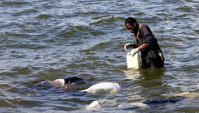 Al menos 30 muertos en el naufragio de una embarcación de lujo en el lago Victoria