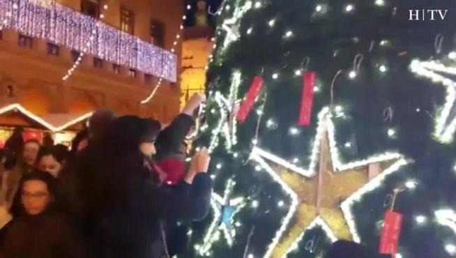Zaragoza se viste ya de Navidad