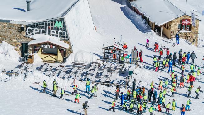 El valle de Benasque cuenta con la estación de Cerler para la práctica del esquí.