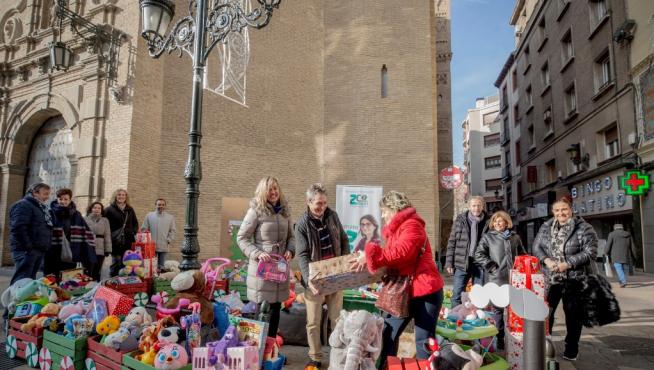 Zaragoza Centro: comercio: Un tren cargado con más de juguetes | Noticias de Zaragoza en Heraldo.es