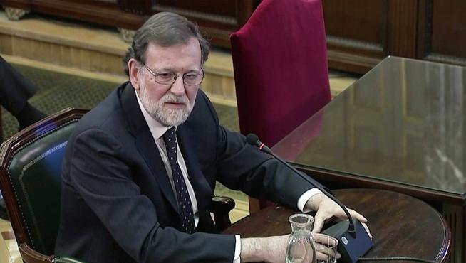 Former Spanish Prime Minister Mariano Rajoy testifies as witness during the trial of jailed Catalan separatist leaders at the Supreme Court in Madrid, Spain February 27, 2019 in this screen grab taken from video. REUTERS/Reuters TV [[[REUTERS VOCENTO]]] SPAIN-POLITICS/CATALONIA