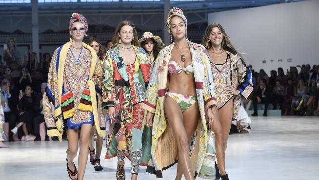 Modelos de Etro