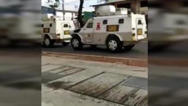 La tensión ya se vive en las calles de Caracas, tal y como puede verse en estas imágenes