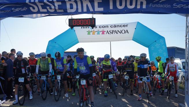 Salida de la Sesé Bike Tour 2019, con la presencia del cinco veces ganador del Tour de Francia Miguel Induráin