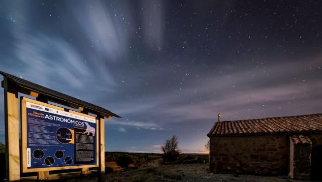 Mirador astronómico en La Mata de los Olmos, en la Comarca del Bajo Aragón.