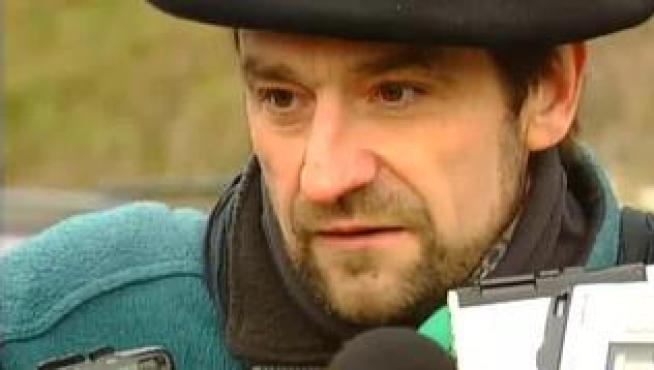 Ha sido detenido en los Alpes franceses el ex jefe político de ETA, Josu Ternera. El histórico etarra, José Antonio Urrutikoetxea, ha sido arrestado en la localidad de Sallanches, cerca de Ginebra, en una operación conjunta entre la policía francesa y la Guardia Civil española.