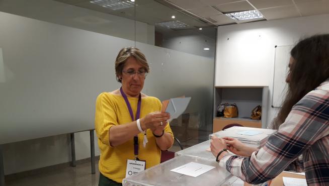 La cabeza de lista de Espacio Municipalista  (EM) –candidatura auspiciada por Podemos e independientes- al Ayuntamiento de Teruel, Blanca Villarroya.