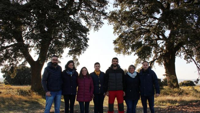 Foto de grupo de la candidatura Ambel es + durante la campaña electoral.