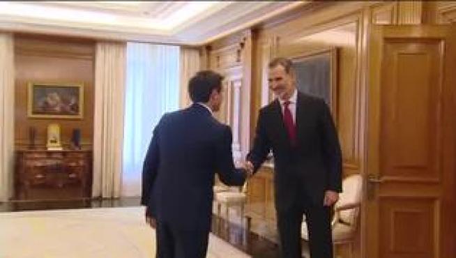 Felipe VI continúa con la ronda de contactos para designar a un candidato para presidir el Gobierno.
