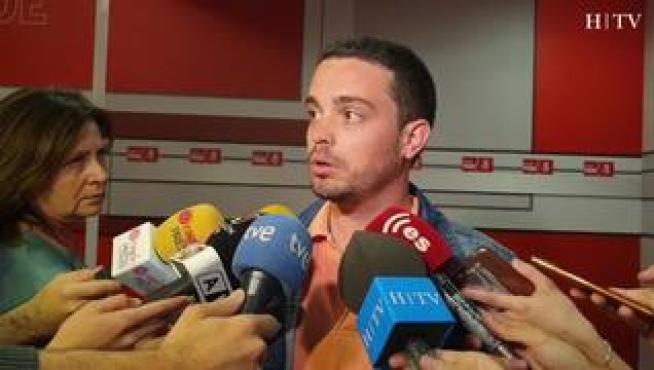 Darío Villagrasa, secretario de Organización de PSOE en Aragón, ha valorado la situación de la alcadía de la capital aragonesa tras el aviso de Vox de no apoyar a PP y Ciudadanos. Se ha referido a dichos partidos como "chapuceros", una aragonesa expresión.