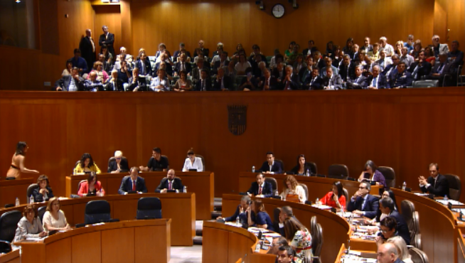 Sesión constitutiva de las Cortes de Aragón en la X legislatura