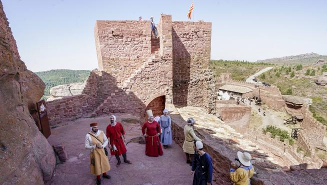 Recreacion historica medieval en el castillo de Peracense.
