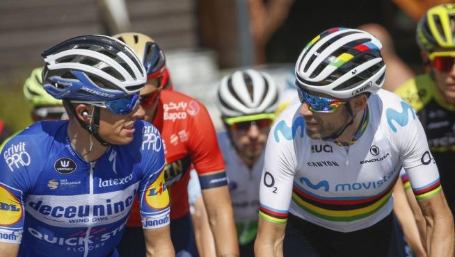 Enric Mas y Alejandro Valverde durante el Tour de Francia 2019.