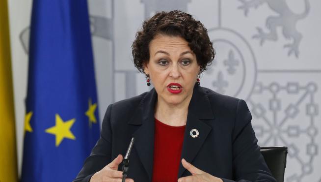 GRAF4266. MADRID, 09/08/2019.- La ministra de Trabajo Magdalena Valerio, durante la rueda de prensa celebrada tras el Consejo de MInistros, este viernes en el palacio de la Moncloa. EFE/Paco Campos Rueda de presa tras el Consejo de Ministros