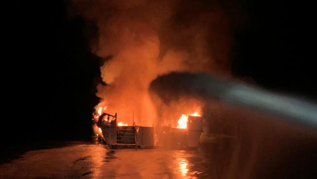Ventura County Fire Department personnel respond to a boat fire on a 75-foot (23-meter) vessel off Santa Cruz Island, California, U.S. September 2, 2019. Ventura County Fire Department/Handout via REUTERS. THIS IMAGE HAS BEEN SUPPLIED BY A THIRD PARTY. THIS IMAGE WAS PROCESSED BY REUTERS TO ENHANCE QUALITY. AN UNPROCESSED VERSION HAS BEEN PROVIDED SEPARATELY. NO RESALES. NO ARCHIVES [[[REUTERS VOCENTO]]]