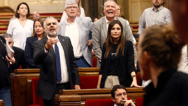 Momento de tensión en el Parlament