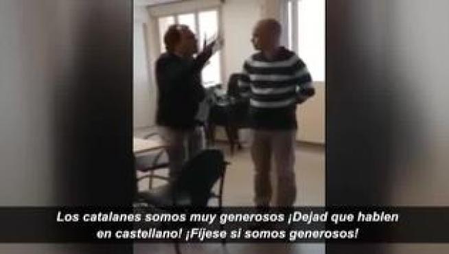 El hostigamiento fue capitaneado por Santiago Espot, conocido empresario y activista independentista con un notable historial de crispación social
