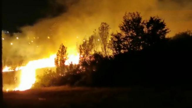 Fuego en Santa Isabel.