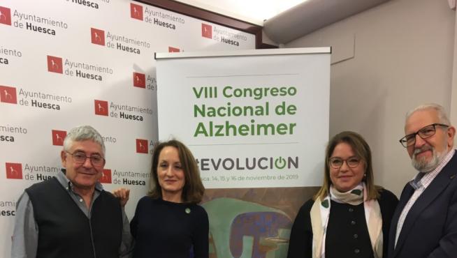 Javier Lasierra, Cheles Cantabrana, Rosa Serrano y Eloy Torre en la presentación del VIII Congreso Nacional de Alzhéimer