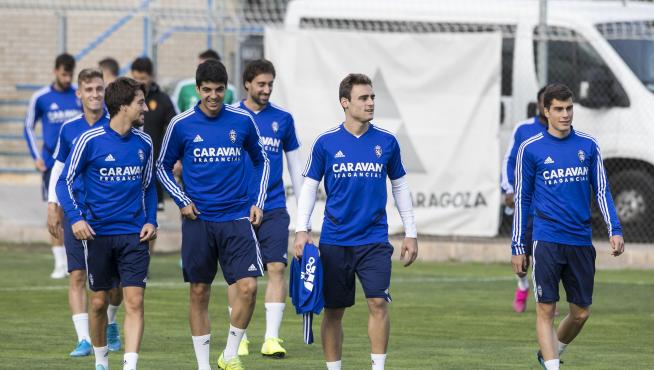 Dani Lasure junto a sus compañeros en un entrenamiento en la Ciudad Deportiva.