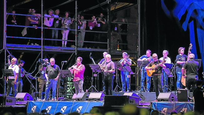 Concierto de la Ronda de Boltaña en pasadas Fiestas del Pilar.