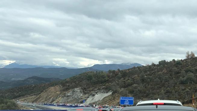 El puerto de Monrepós se ha colapsado pese a ser ya todo autovía.