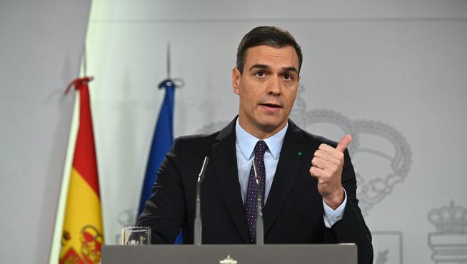 El líder del PSOE y presidente del Gobierno en funciones, Pedro Sánchez, durante la rueda de prensa ofrecida en el Palacio de la Moncloa después de que el rey de España le designara como candidato a presidente