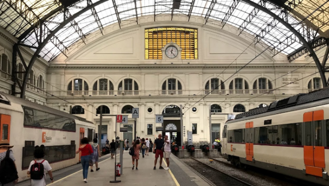 Descarrila un tren en la Estación de Francia sin provocar ...