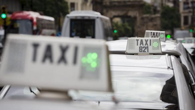 Coger un taxi puede ser la oportunidad para una interesante conversación.