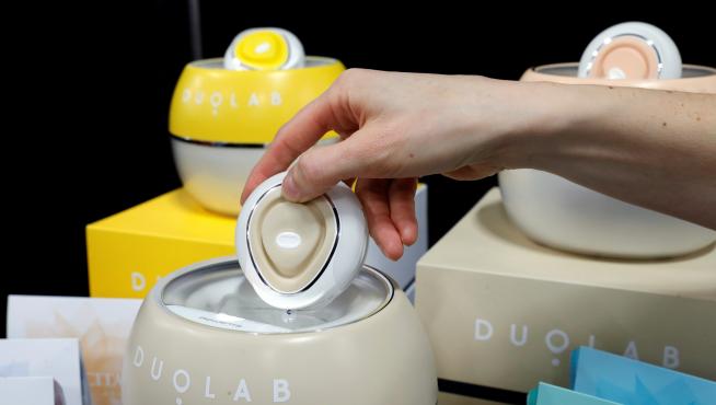 Duolab, a home device (33464148)