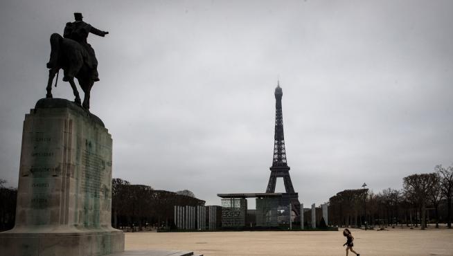 Lockdown in Paris due to coronavirus