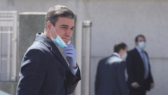 El presidente Sánchez, acompañado del ministro de Sanidad, ha visitado la empresa Hersill, en Móstoles, que ha comenzado a fabricar respiradores.
