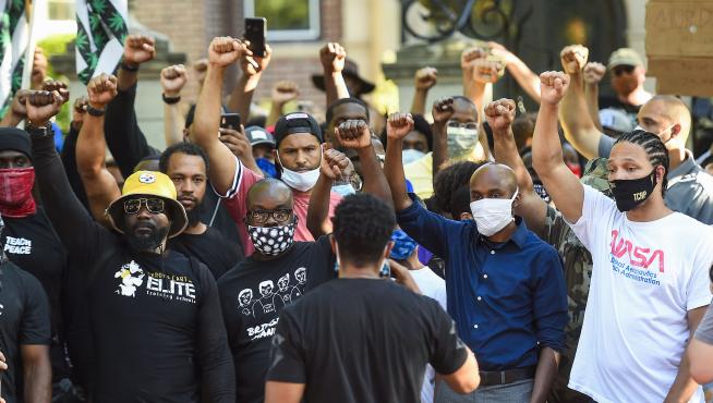 Protest against police abuse in Minneapolis