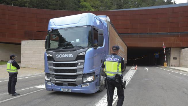 La Policía Nacional levantará el próximo domingo los controles que sigue realizando a día de hoy en el túnel de Somport.