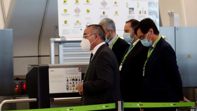 Illa y Ábalos supervisan las medidas de seguridad impuestas en el Aeropuerto Adolfo Suárez Madrid-Barajas