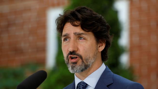 FILE PHOTO: Canada's PM Trudeau attends a news conference in Ottawa