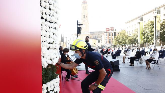Zaragoza rinde homenaje a las víctimas del coronavirus