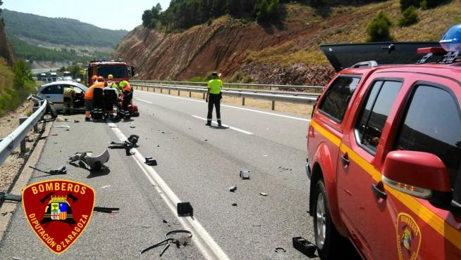 Imagen del accidente de la A-2 a la altura de Bubierca donde un conductor ha resultado herido