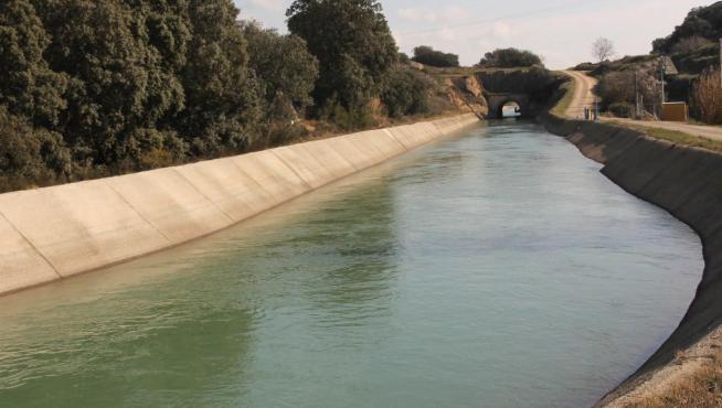 La CHE licita las obras de mantenimiento de los caminos generales en la zona regable del Canal de Aragón y Cataluña